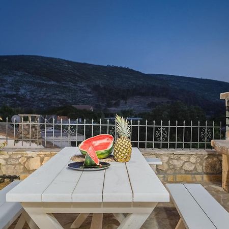 Villa Provenza Anafonitria Экстерьер фото