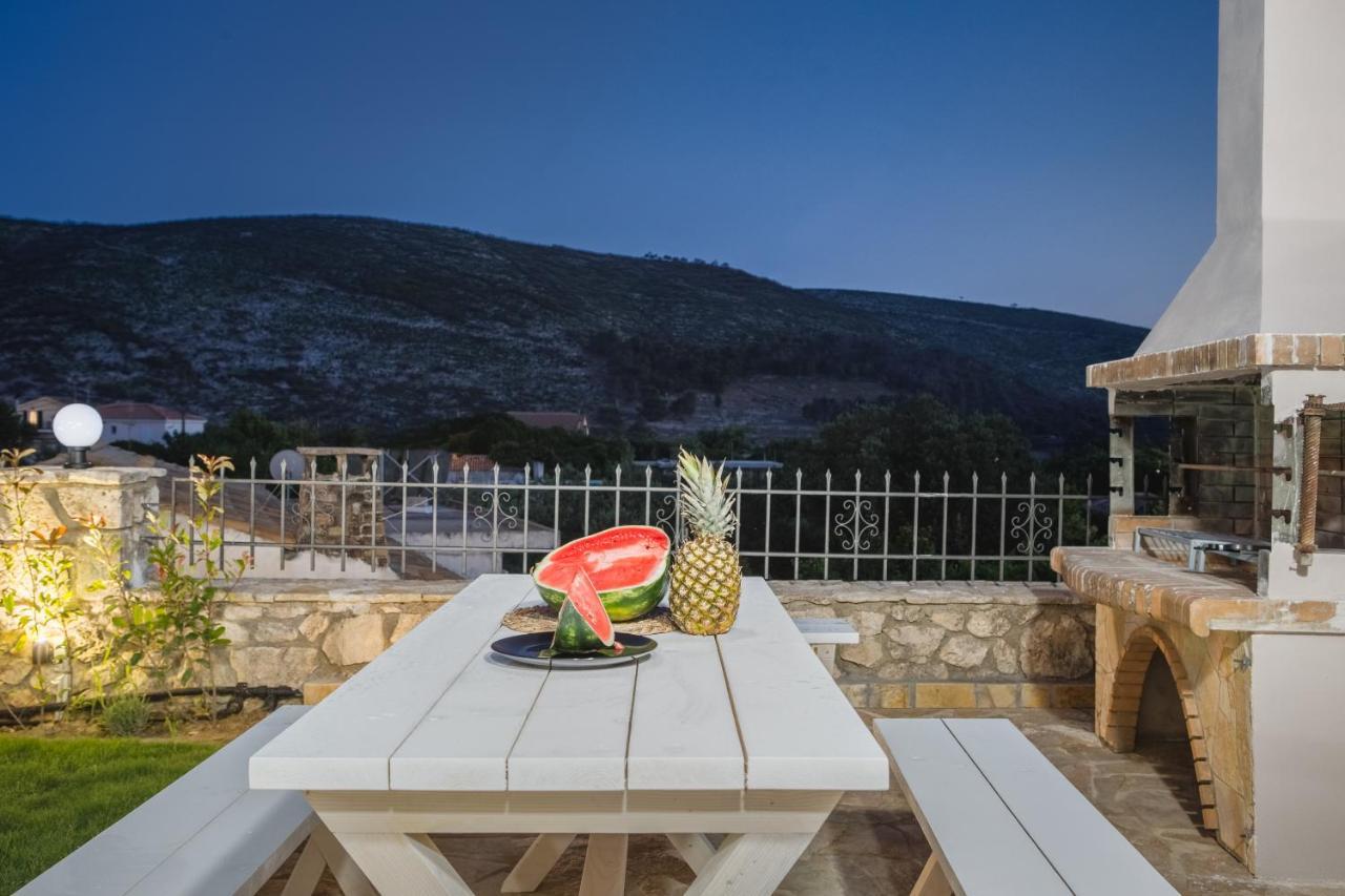 Villa Provenza Anafonitria Экстерьер фото
